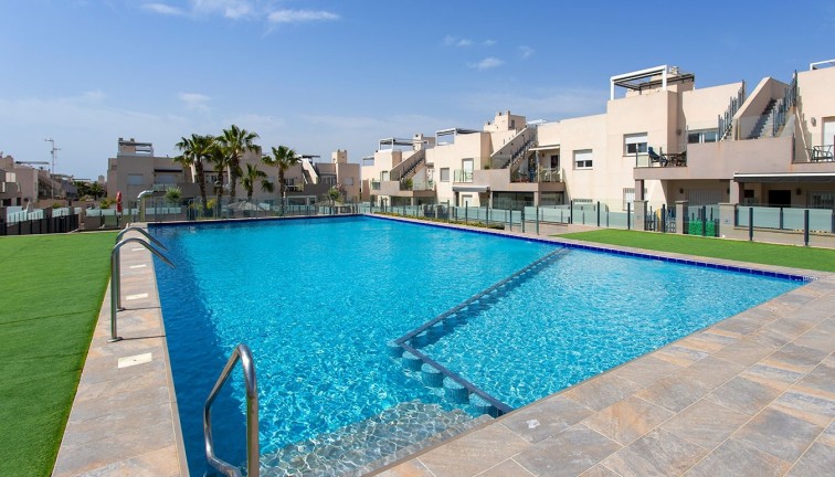 Jälleenmyynti - Paritalo/Rivitalo - Torrevieja - Aguas Nuevas