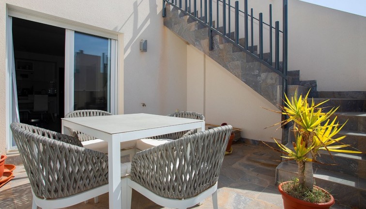 Jälleenmyynti - Paritalo/Rivitalo - Torrevieja - Aguas Nuevas
