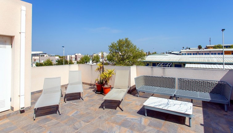 Jälleenmyynti - Paritalo/Rivitalo - Torrevieja - Aguas Nuevas