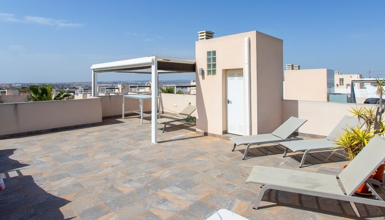 Jälleenmyynti - Paritalo/Rivitalo - Torrevieja - Aguas Nuevas