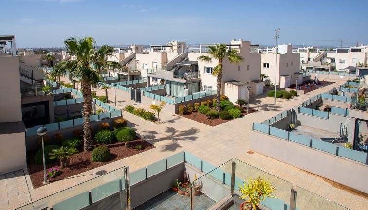Jälleenmyynti - Paritalo/Rivitalo - Torrevieja - Aguas Nuevas