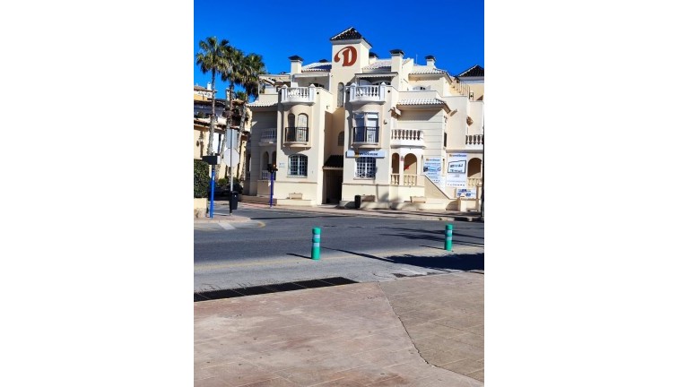 Reventa - Apartamento / piso - Torrevieja