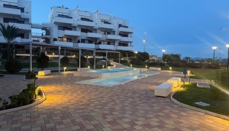 Återförsäljning - Lägenhet - Dehesa de Campoamor - Dehesa de campoamor