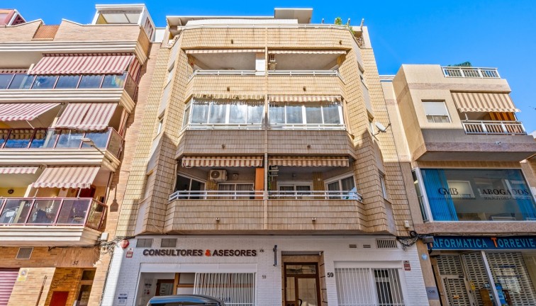 Jälleenmyynti - Asunto - Torrevieja