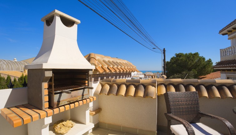 Resale - Chalet - Torrevieja