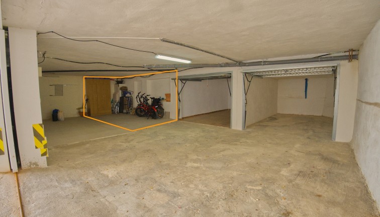 Resale - Chalet - Torrevieja