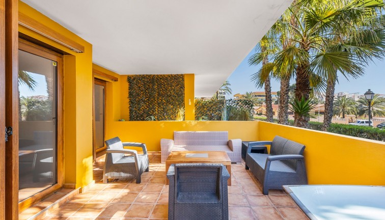 Återförsäljning - Lägenhet - Torrevieja - Punta Prima