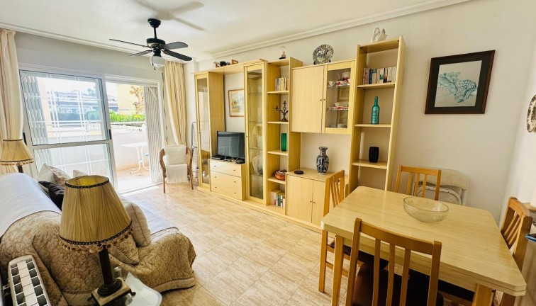 Reventa - Apartamento / piso - Torrevieja - San Luis