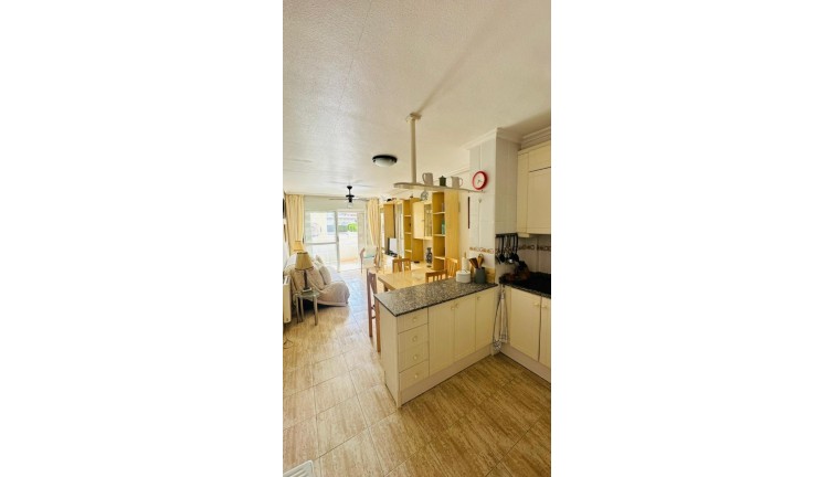 Reventa - Apartamento / piso - Torrevieja - San Luis