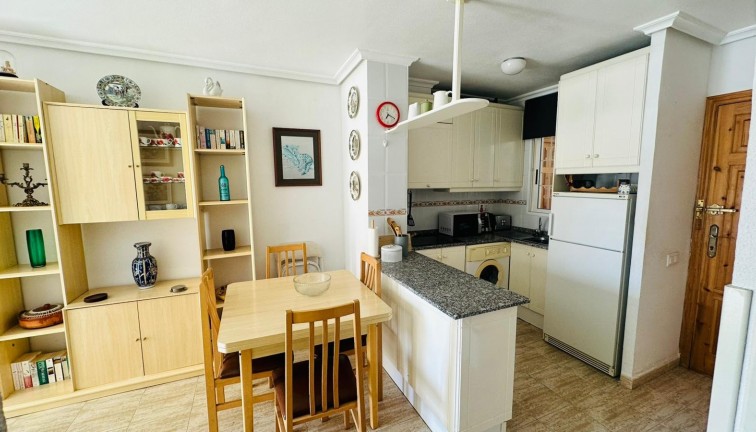 Reventa - Apartamento / piso - Torrevieja - San Luis