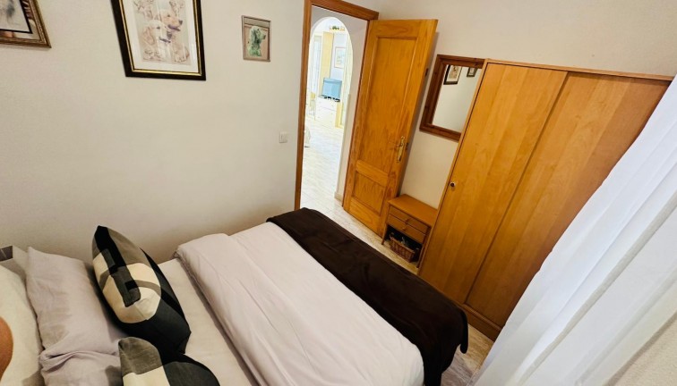 Reventa - Apartamento / piso - Torrevieja - San Luis