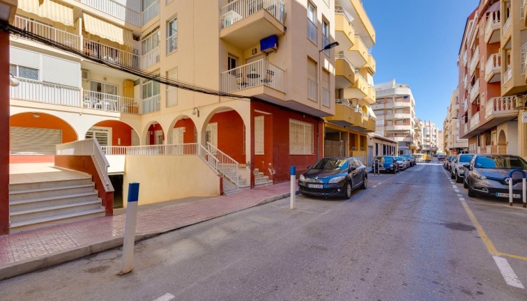 Reventa - Apartamento / piso - Torrevieja - Playa del Cura