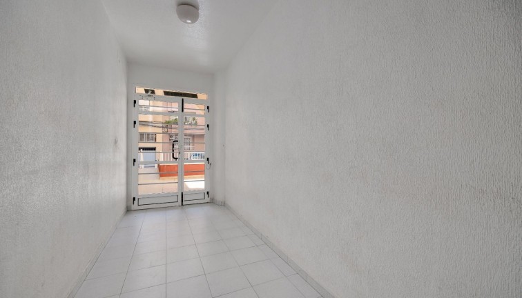 Reventa - Apartamento / piso - Torrevieja - Playa del Cura