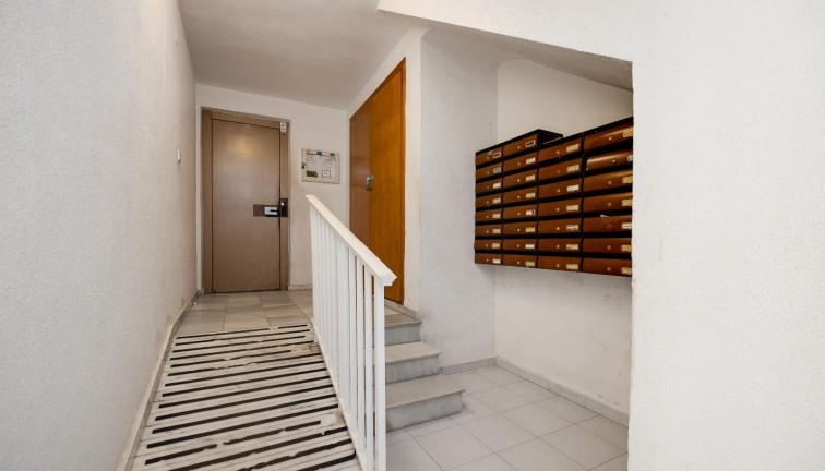 Reventa - Apartamento / piso - Torrevieja - Playa del Cura