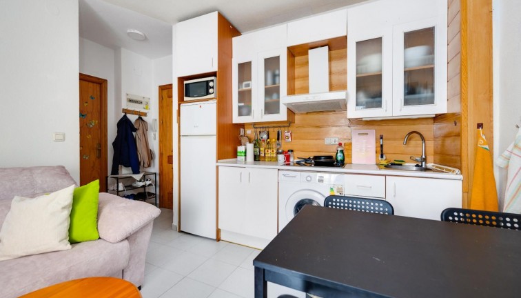 Reventa - Apartamento / piso - Torrevieja - Playa del Cura