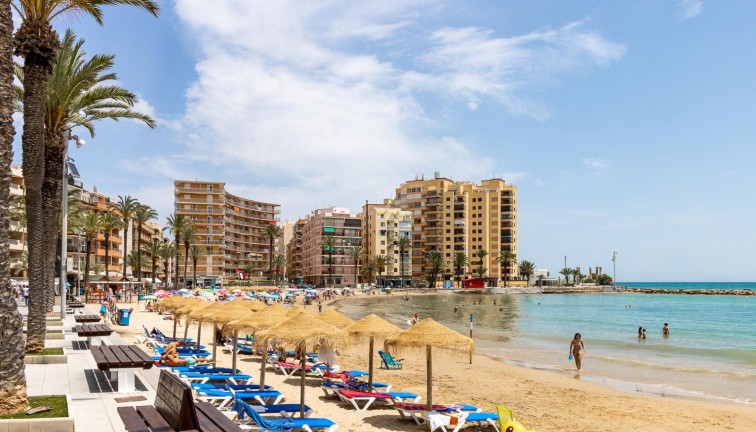 Reventa - Apartamento / piso - Torrevieja - Playa del Cura
