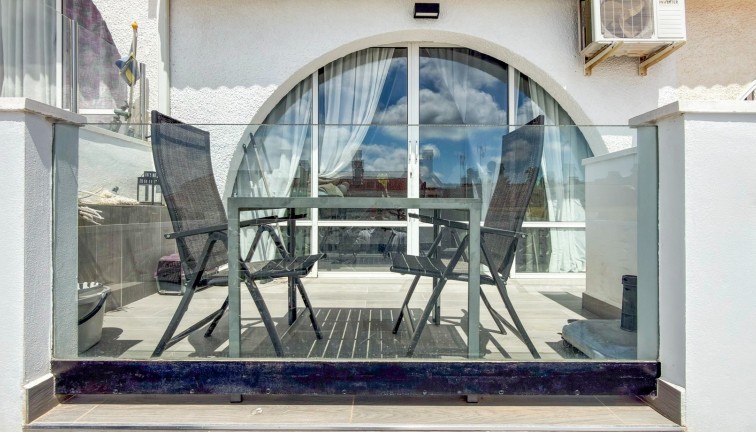 Jälleenmyynti - Bungalow - Ciudad quesada
