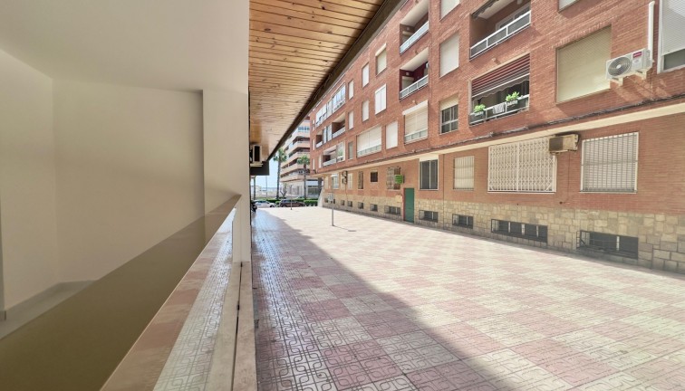 Jälleenmyynti - Asunto - Torrevieja - Acequion