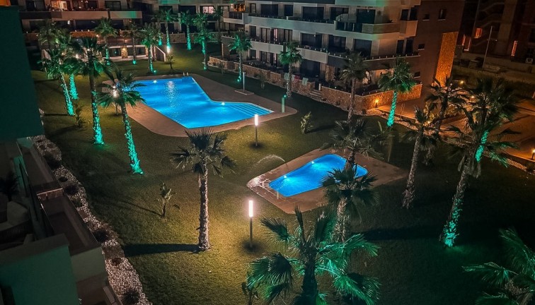 Reventa - Apartamento - Apartamento en el último piso - Orihuela Costa