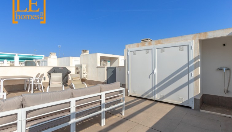 Resale - Apartment - Top Floor Apartment - Torrevieja
