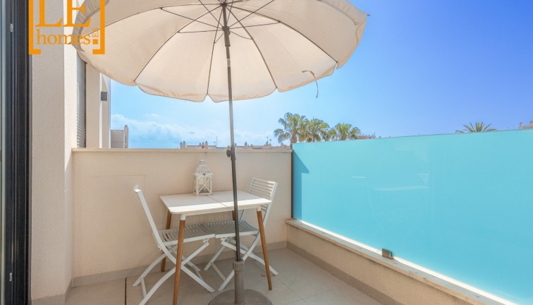 Resale - Apartment - Top Floor Apartment - Torrevieja