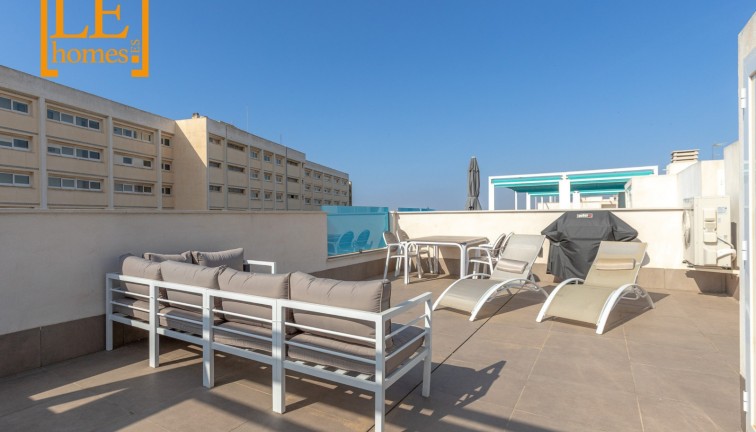 Resale - Apartment - Top Floor Apartment - Torrevieja