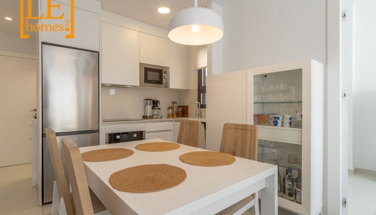 Resale - Apartment - Top Floor Apartment - Torrevieja