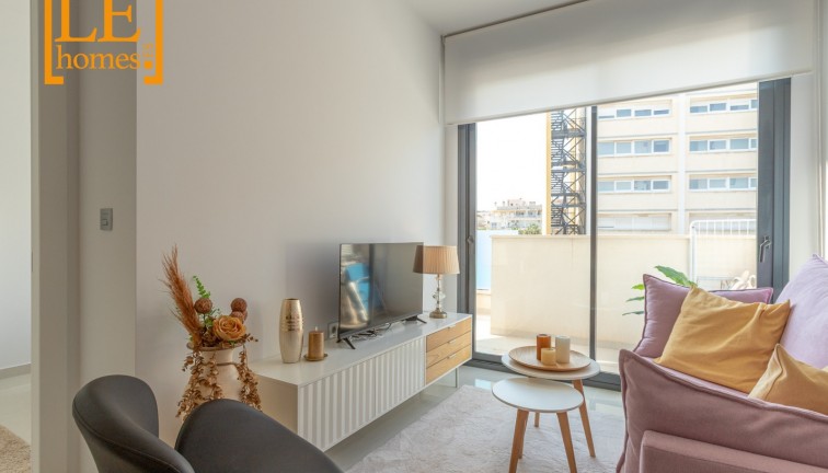 Resale - Apartment - Top Floor Apartment - Torrevieja