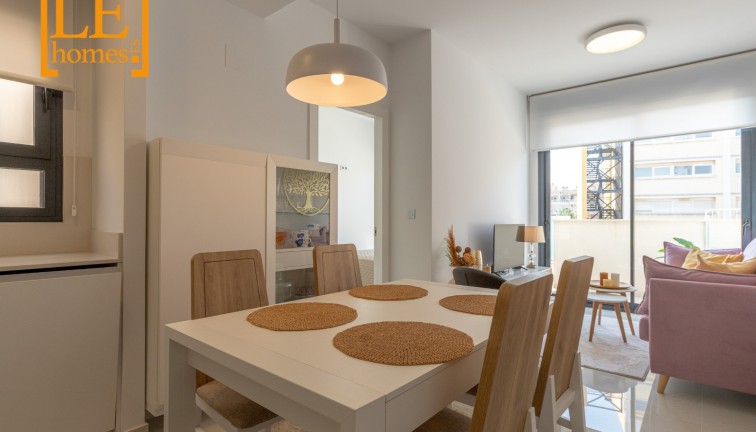 Resale - Apartment - Top Floor Apartment - Torrevieja