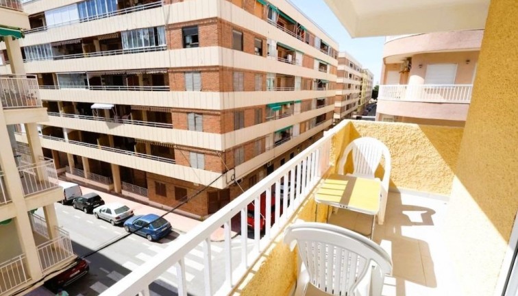 Jälleenmyynti - Asunto - Torrevieja - Acequion