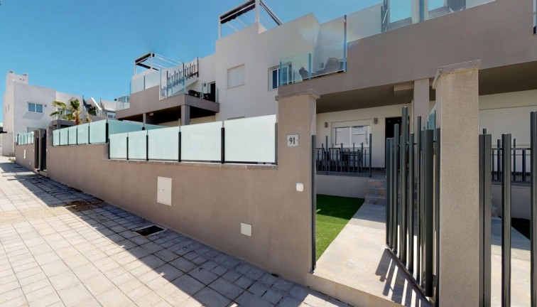 Resale - Apartment - Torrevieja - Aguas Nuevas