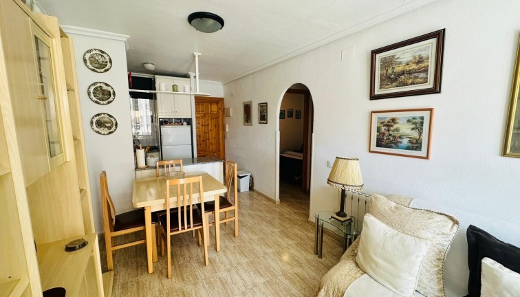 Jälleenmyynti - Asunto - Torrevieja - San Luis