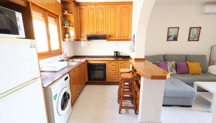 Återförsäljning - Bungalow - Torrevieja - La Siesta