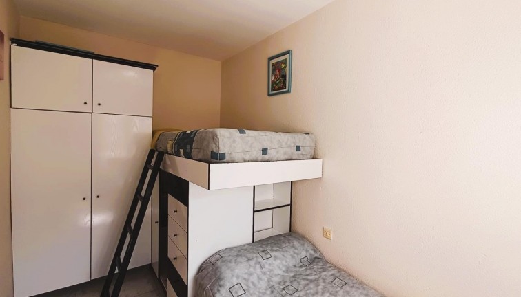 Återförsäljning - Bungalow - Torrevieja - La Siesta