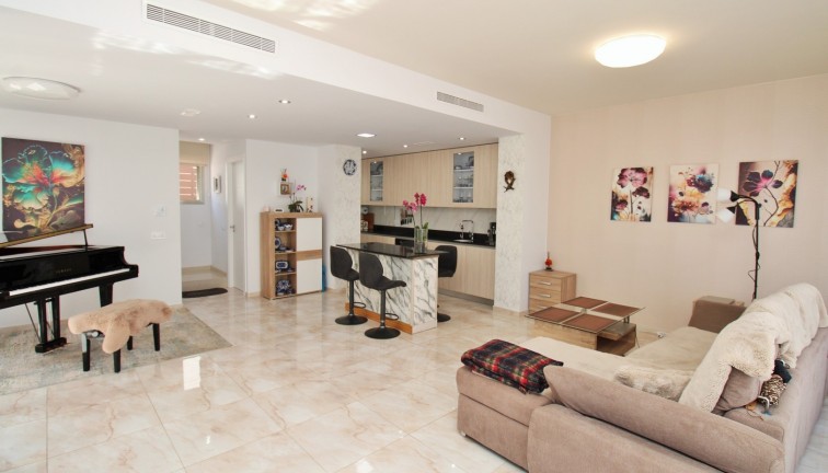 Resale - Chalet - Villamartín