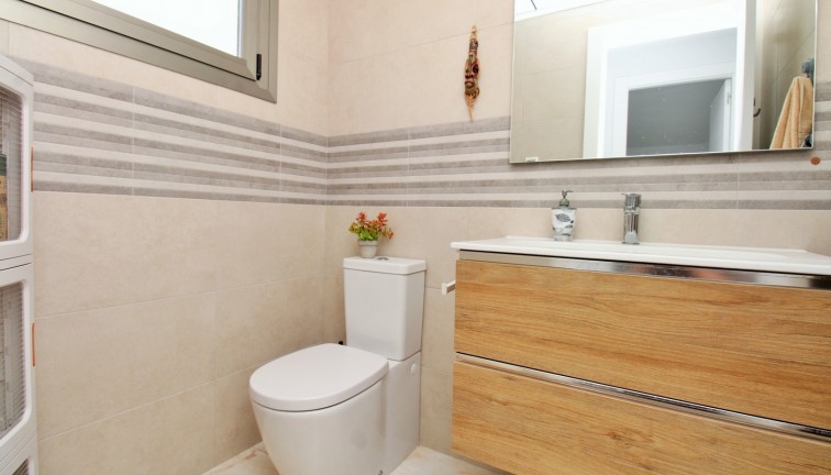 Resale - Chalet - Villamartín