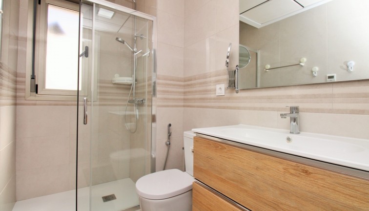 Resale - Chalet - Villamartín