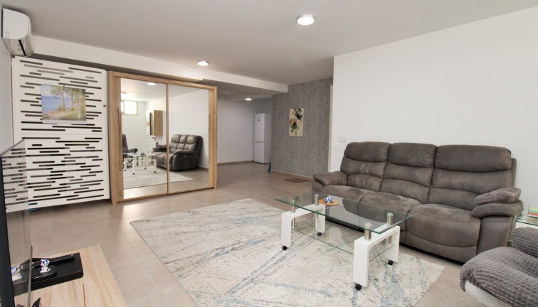 Resale - Chalet - Villamartín