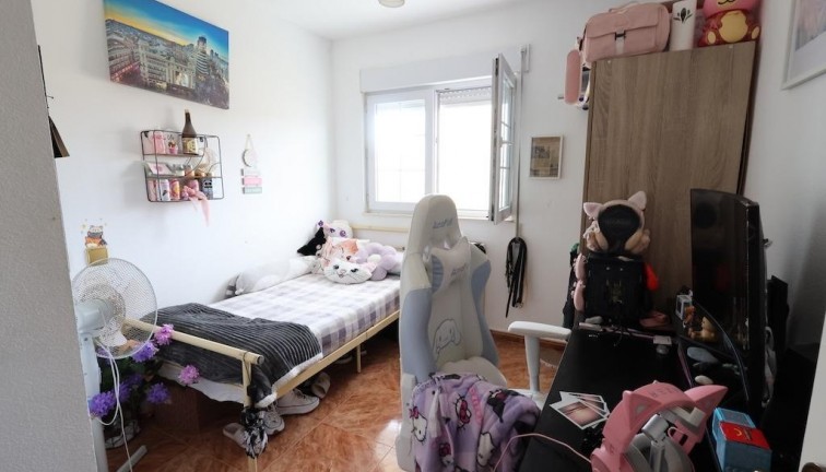 Jälleenmyynti - Asunto - Ylimmän kerroksen asunto - Torrevieja - Habaneras