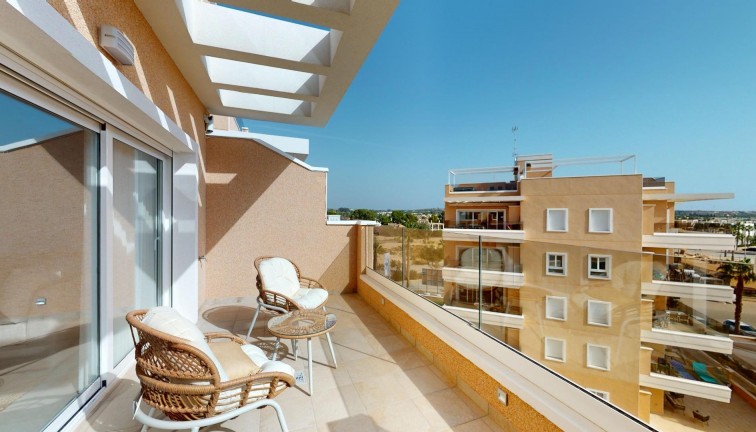 Obra nueva - Apartamento - Apartamento en el último piso - Guardamar del Segura