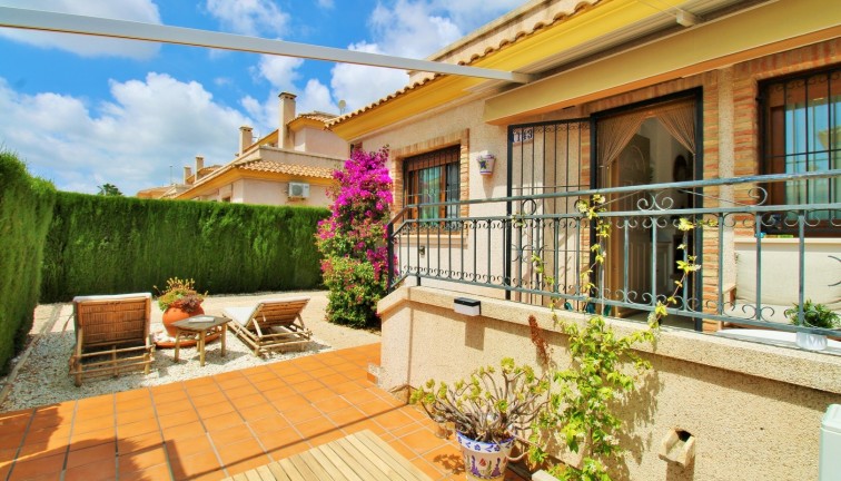 Jälleenmyynti - Paritalo/Rivitalo - Villamartín