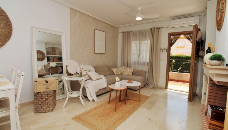 Jälleenmyynti - Paritalo/Rivitalo - Villamartín