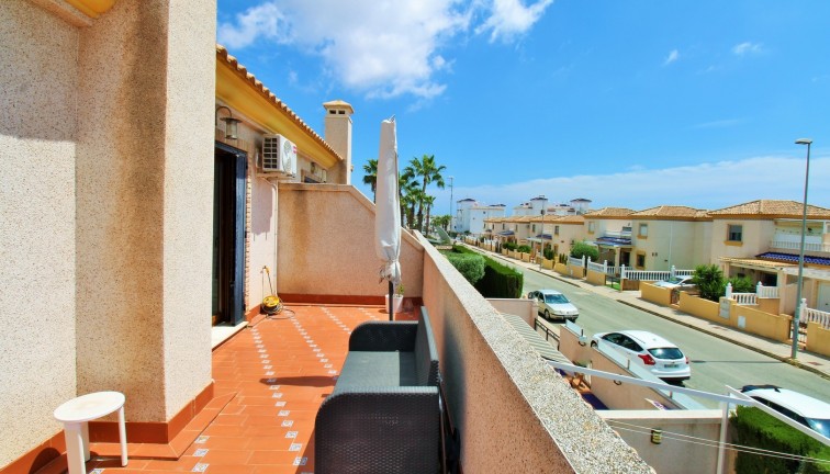 Jälleenmyynti - Paritalo/Rivitalo - Villamartín