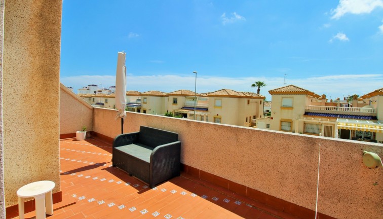 Jälleenmyynti - Paritalo/Rivitalo - Villamartín