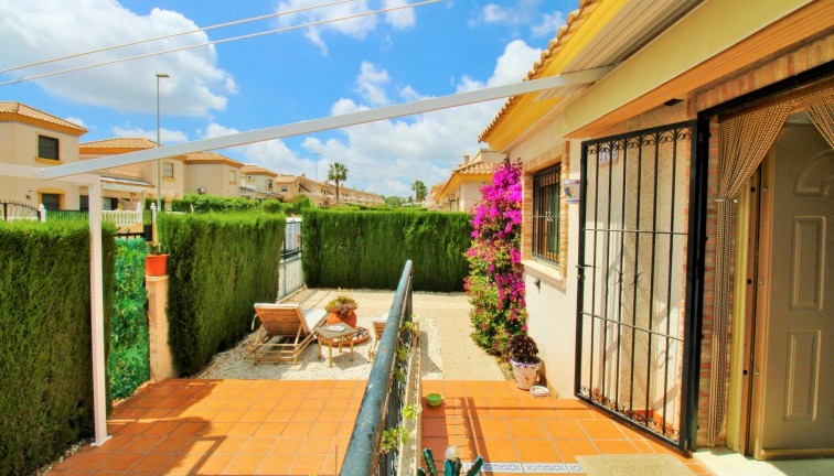 Jälleenmyynti - Paritalo/Rivitalo - Villamartín