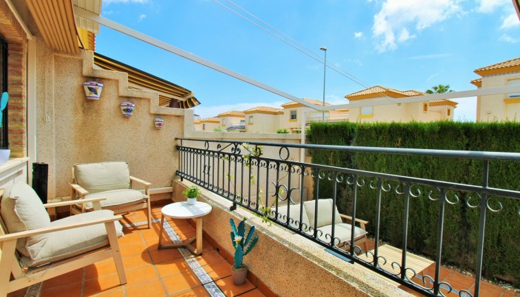 Jälleenmyynti - Paritalo/Rivitalo - Villamartín