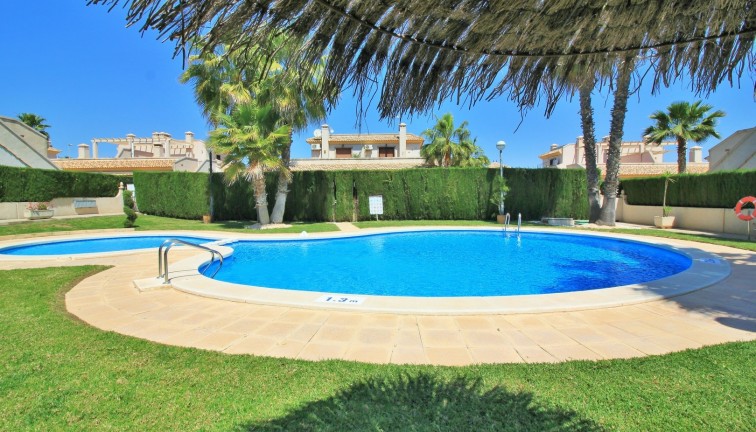 Jälleenmyynti - Paritalo/Rivitalo - Villamartín