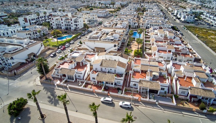 Jälleenmyynti - Paritalo/Rivitalo - Torrevieja - Punta Prima
