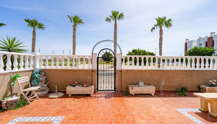 Jälleenmyynti - Paritalo/Rivitalo - Torrevieja - Punta Prima