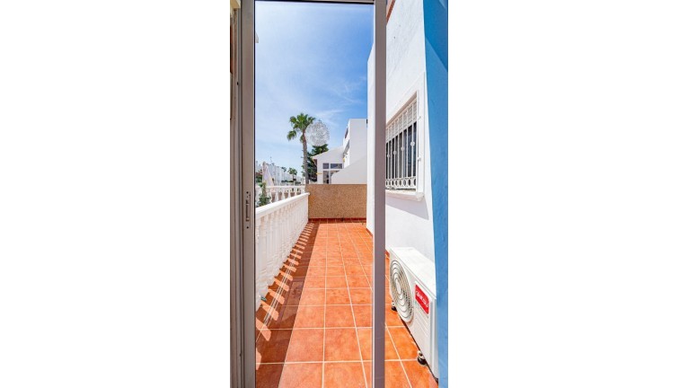 Jälleenmyynti - Paritalo/Rivitalo - Torrevieja - Punta Prima
